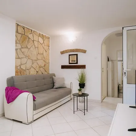 Nord2 S Romanticnom Privatnom Terasom Apartament *