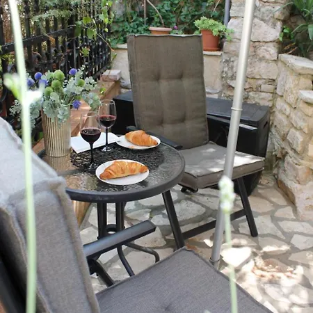 Nord2 S Romanticnom Privatnom Terasom Apartament