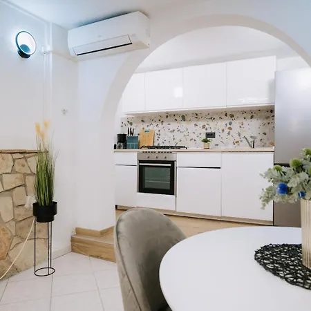 Nord2 S Romanticnom Privatnom Terasom Apartament *