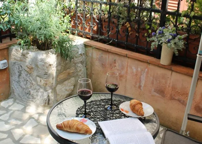 דירה Nord2 S Romanticnom Privatnom Terasom רוביני