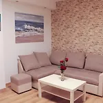 Nord2 S Romanticnom Privatnom Terasom Rovinj